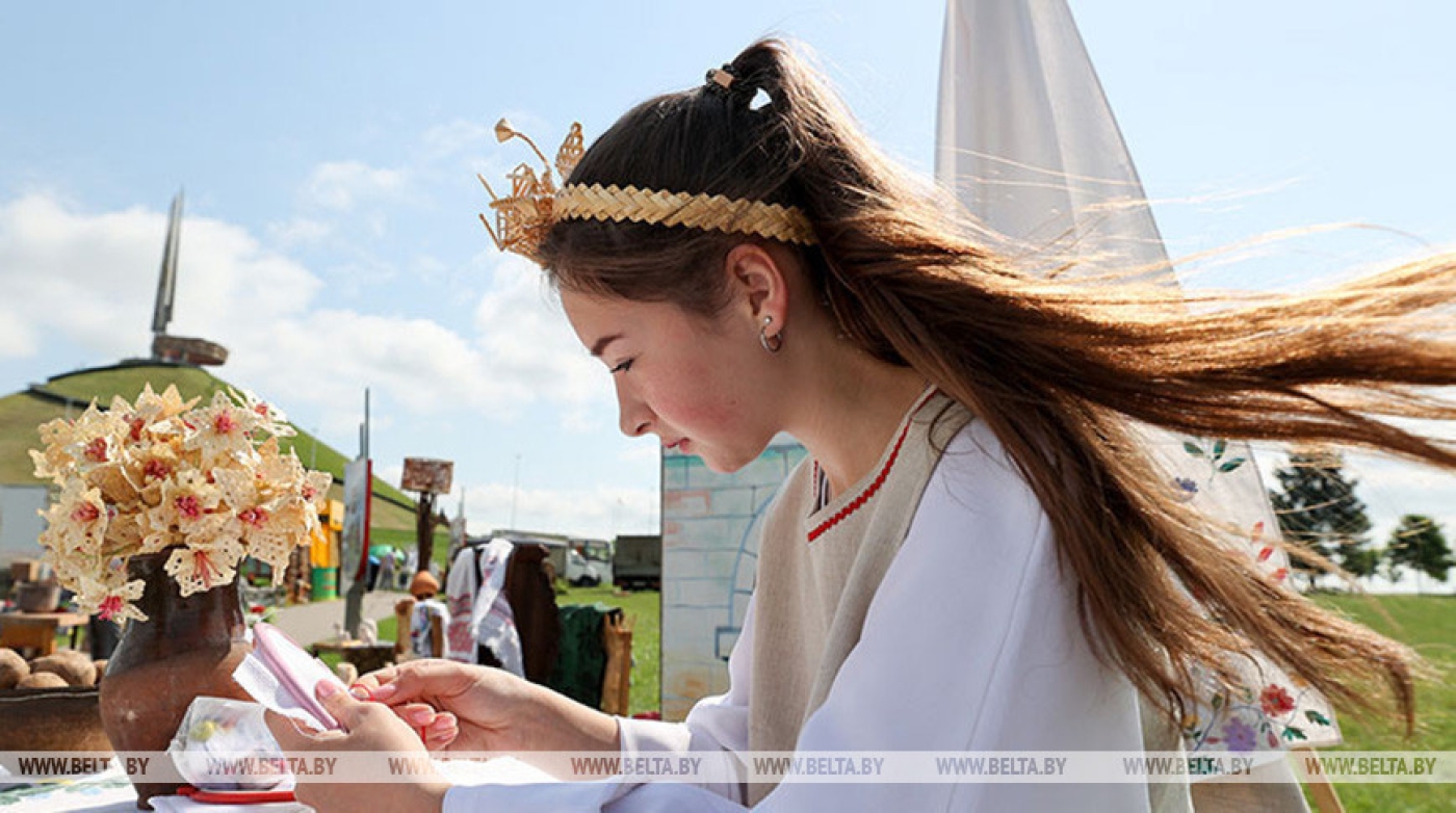 На Кургане Славы под Минском продолжается сезон выставок