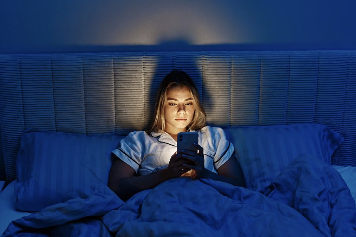 Не можете уснуть после приема витамина D? Узнали, как магний и другие элементы влияют на сон