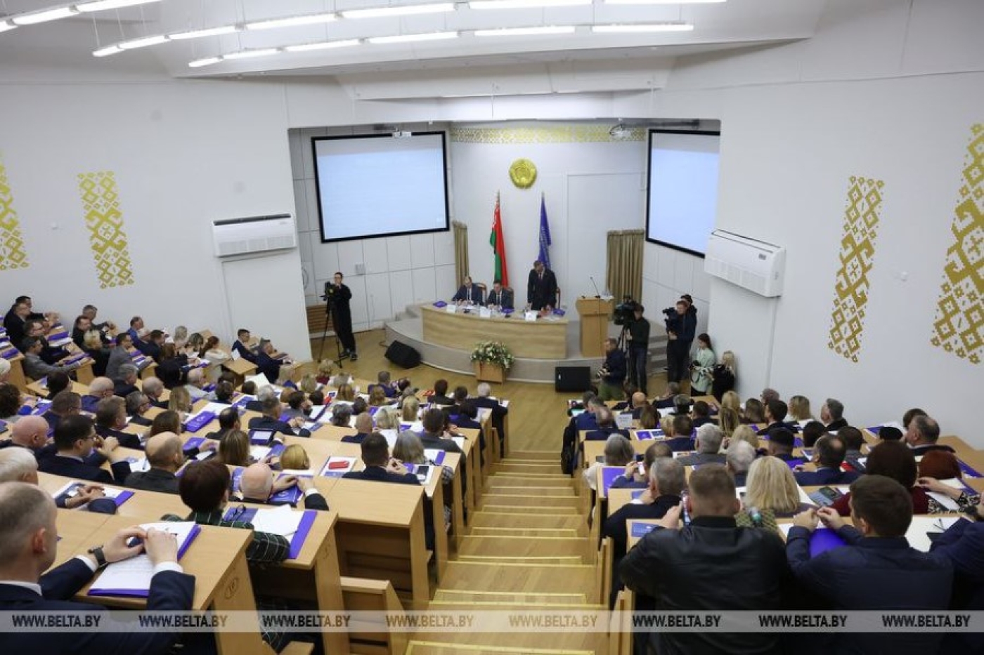 Председателем правления общества “Знание” избран Алексей Авдонин