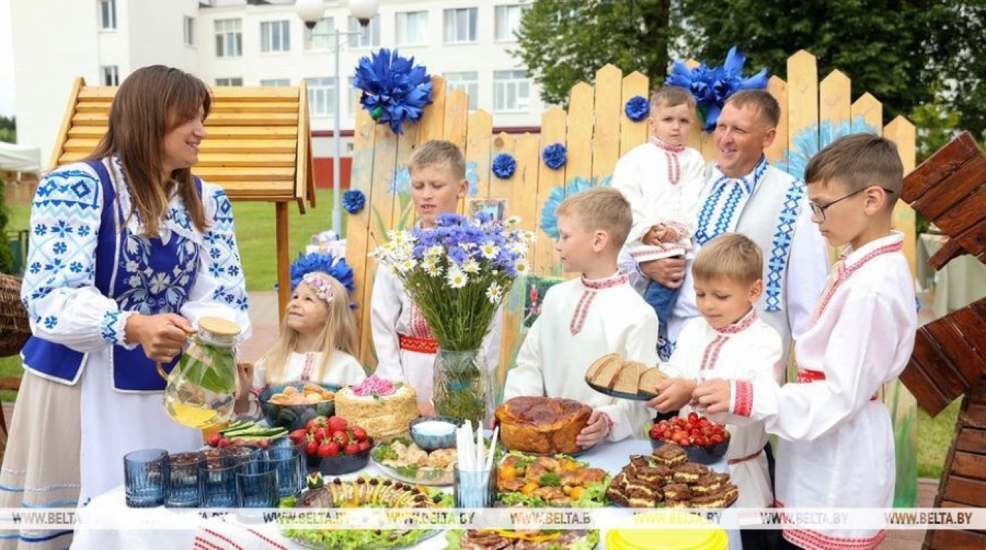 Счастливы жить в деревне. В Воложине выбирают лучшую сельскую семью Минской области