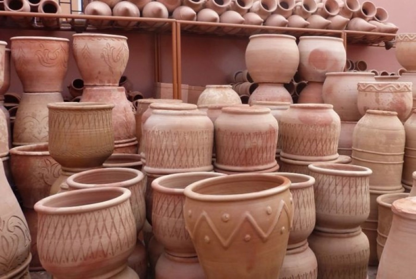 В Беларуси может быть введено лицензирование импорта отдельных видов керамических изделий