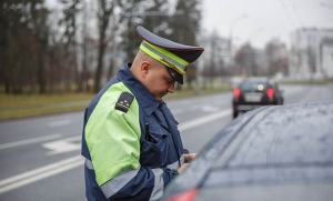 В Беларуси камеры начнут выявлять непристегнутых водителей и пассажиров