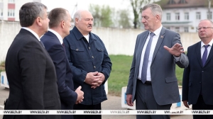 Лукашенко об агросервисе в Шклове: вся страна будет копировать этот опыт