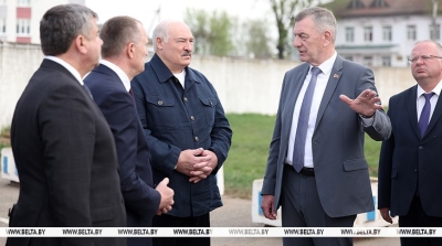 Лукашенко об агросервисе в Шклове: вся страна будет копировать этот опыт