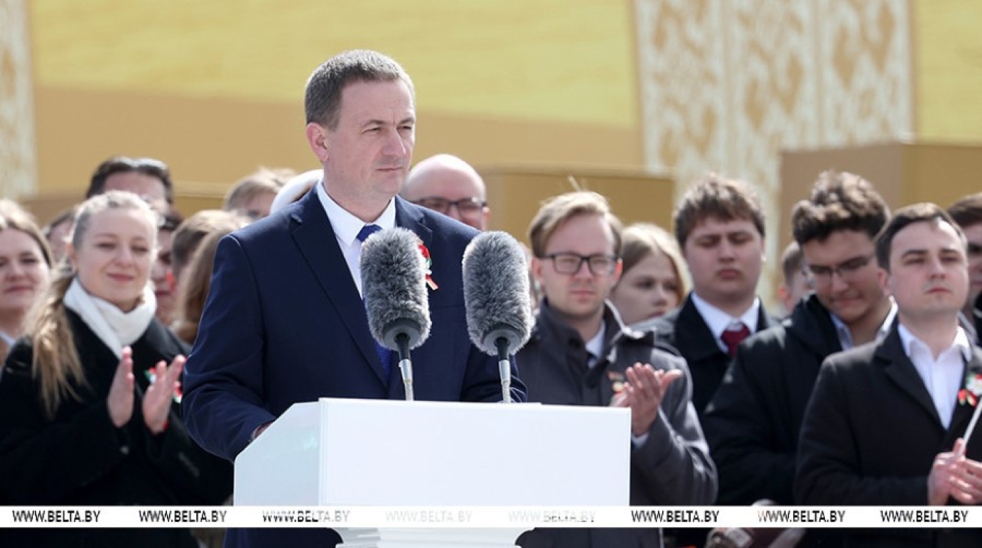 "Один из самых важных праздников". Турчин поздравил белорусов с Днем государственного флага, герба и гимна