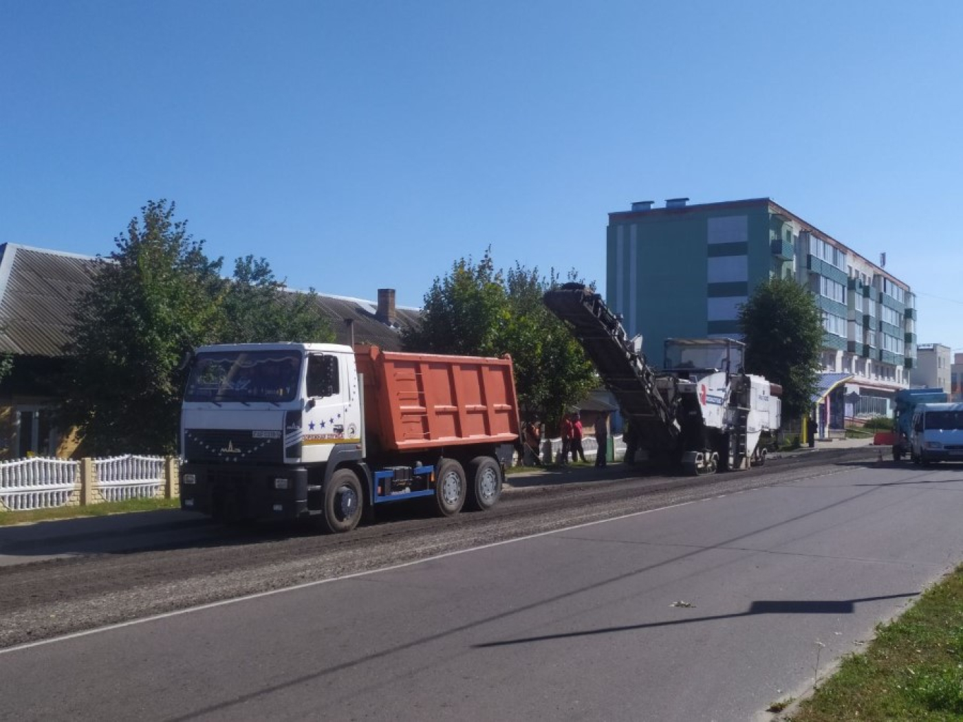 Идет ремонт улицы Октябрьской