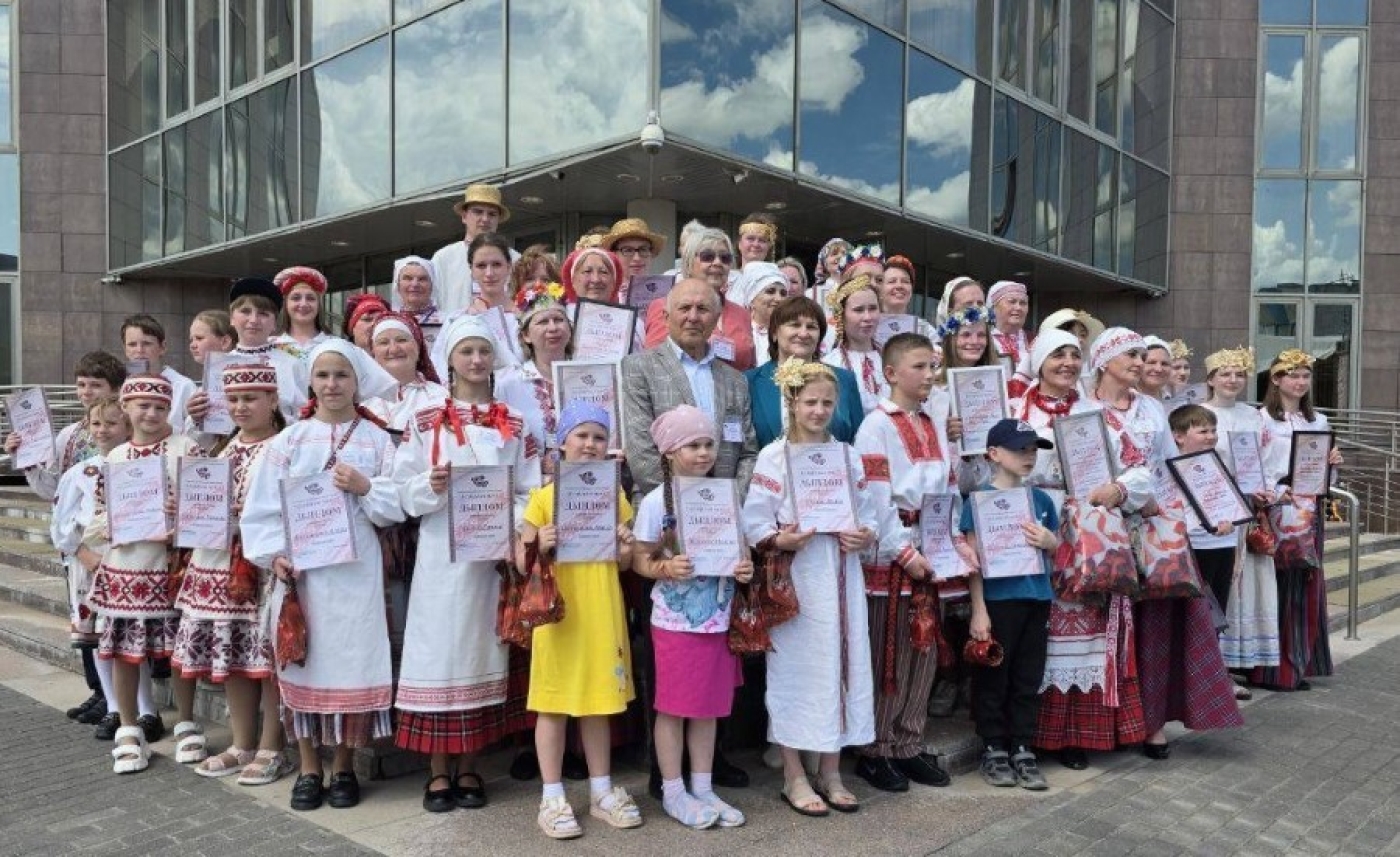 Рэгіянальнае свята-конкурс "Беларускі пояс" адрадзілі 7 чэрвеня ва Уздзе.