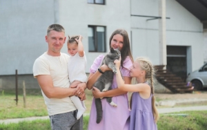 Соцопрос: более 70% белорусской молодежи отмечают высокую ценность семьи