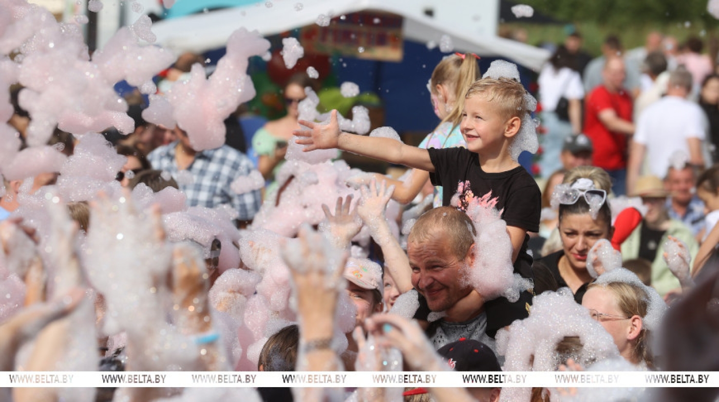 "Сочный" бренд Ивье. Праздник "Ивьевский помидор" прошел на Гродненщине