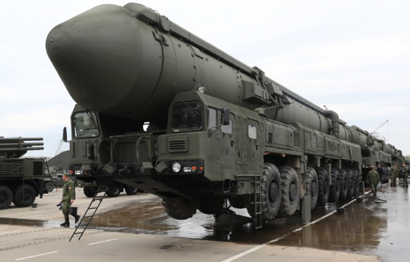 Безопасность под ядерным зонтиком