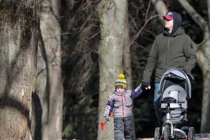 Продукты, медикаменты, консультации: как Белорусская ассоциация многодетных родителей помогает семьям с детьми?