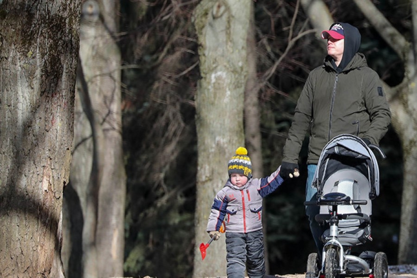 Продукты, медикаменты, консультации: как Белорусская ассоциация многодетных родителей помогает семьям с детьми?