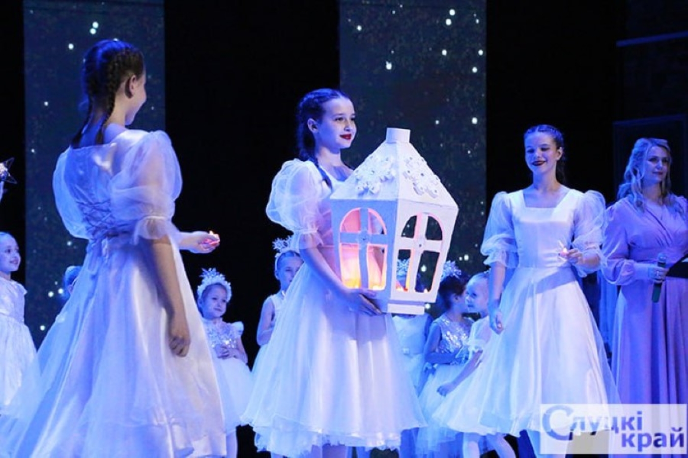 В Слуцке торжественно завершили акцию "Наши дети"