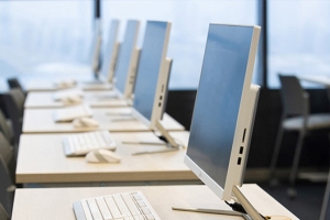 Как работает система зачисления в сады, школы, колледжи и вузы в электронном виде, рассказали в Минобразования