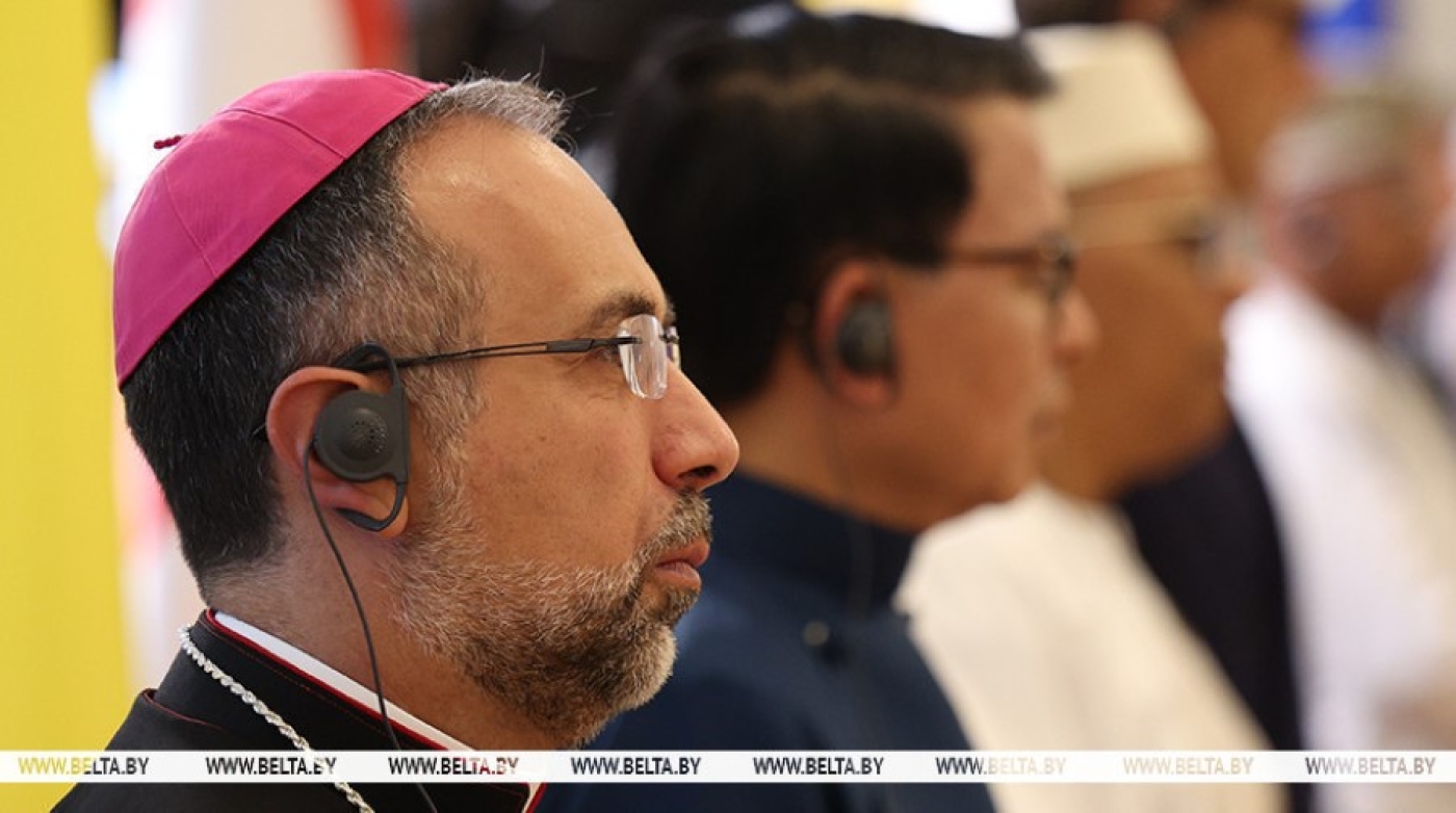 Лукашенко: Беларусь высоко ценит последовательную позицию Ватикана против санкций