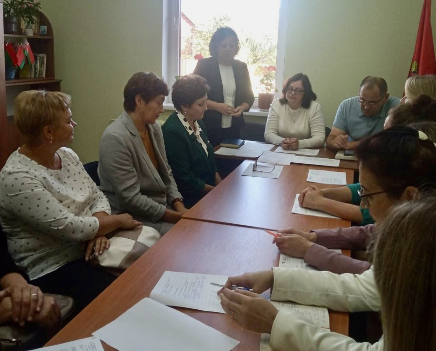 Общественный контроль и забота о пожилых людях: ключевые темы заседания президиума районного объединения профсоюзов в Березино