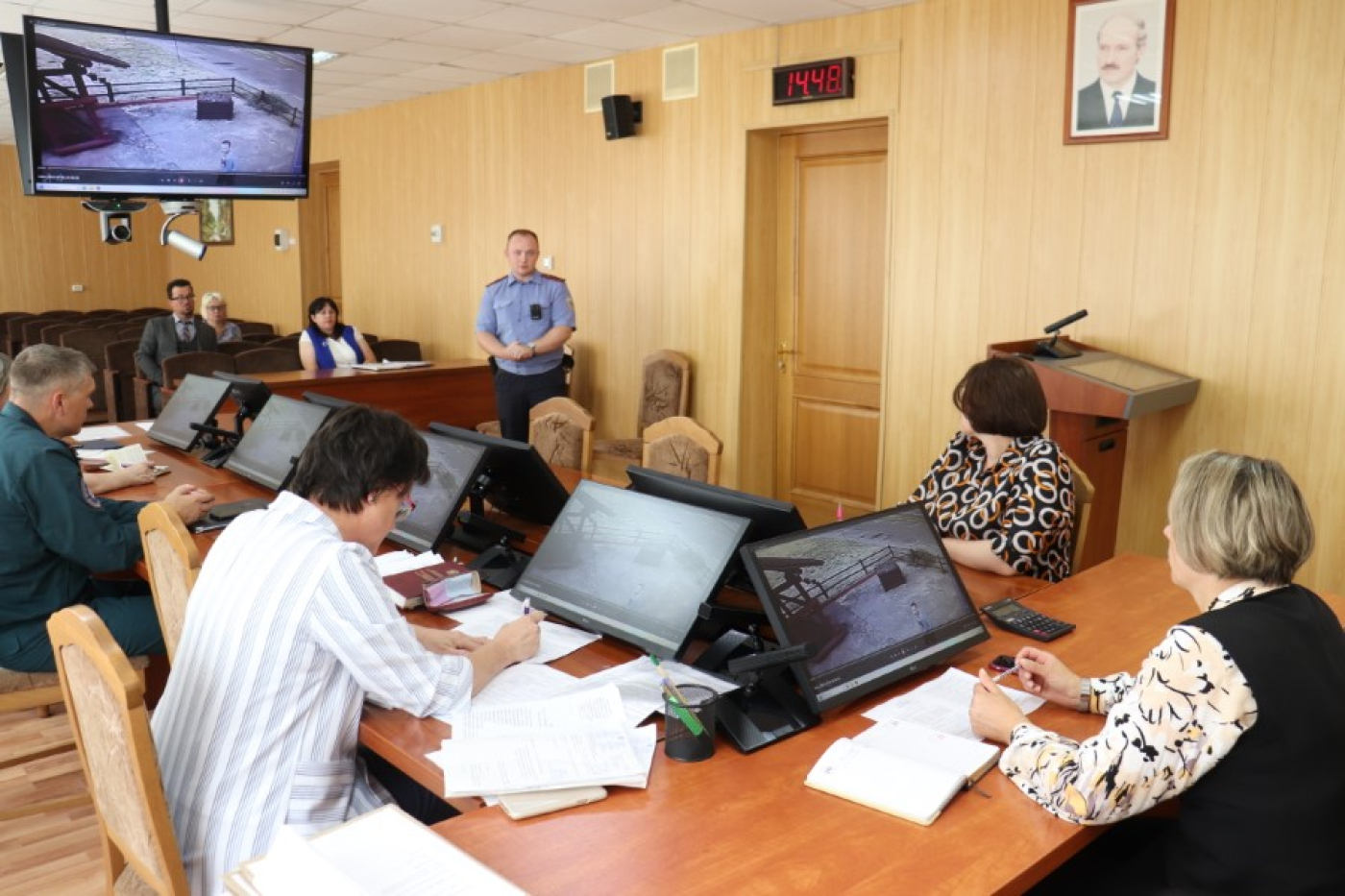 Заседание комиссии по делам несовершеннолетних