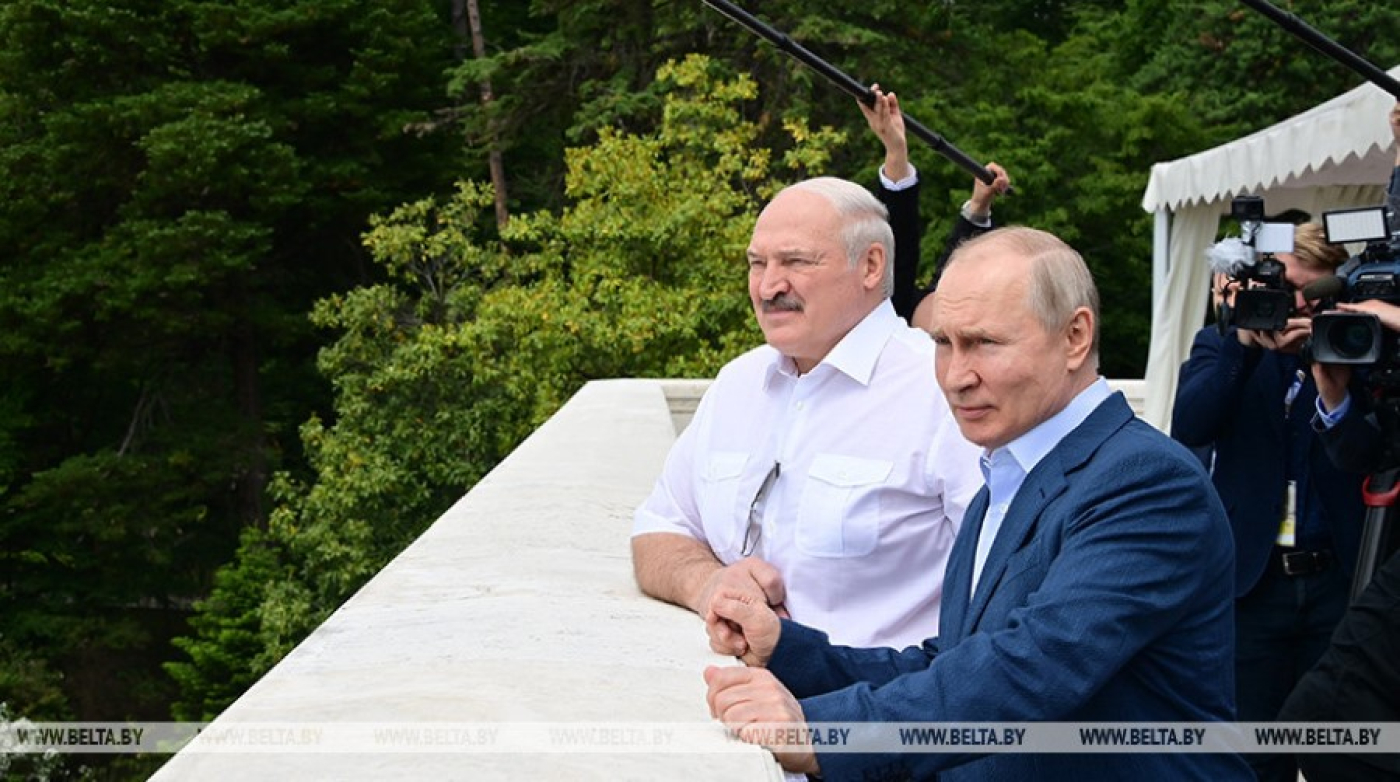 Президент: белорусско-российские отношения являются стержнем ЕАЭС и СНГ