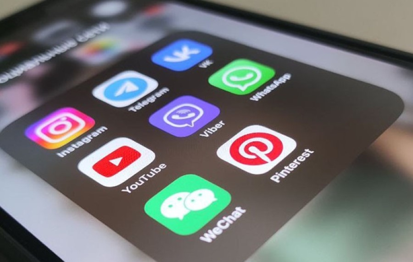 Хотел скачать шрифты на айфон. В Бресте 17-летний учащийся попался на уловку мошенников