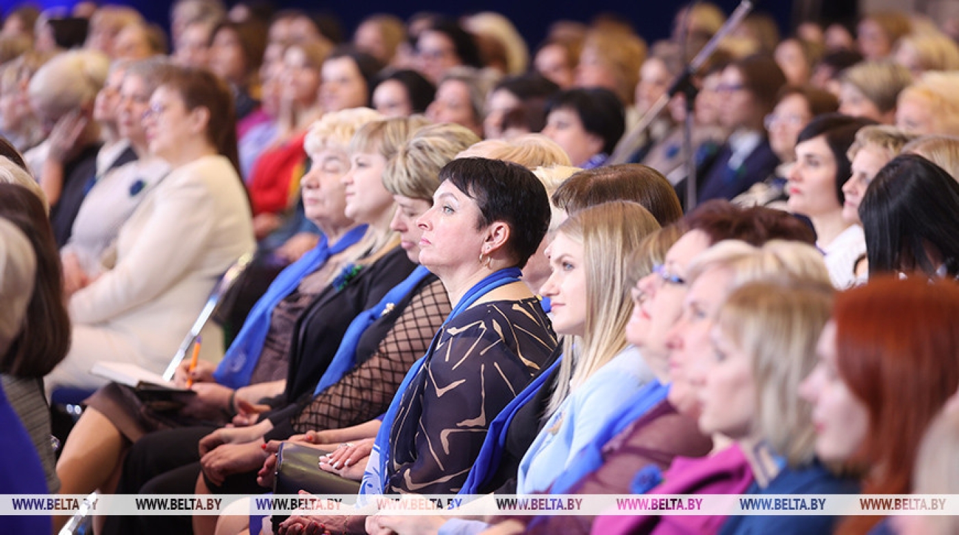 Лукашенко: БСЖ должен стать стеной на пути продвижения в обществе чуждых современных извращений