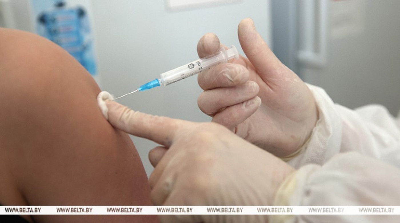 Можно ли делать прививки беременным, рассказала врач