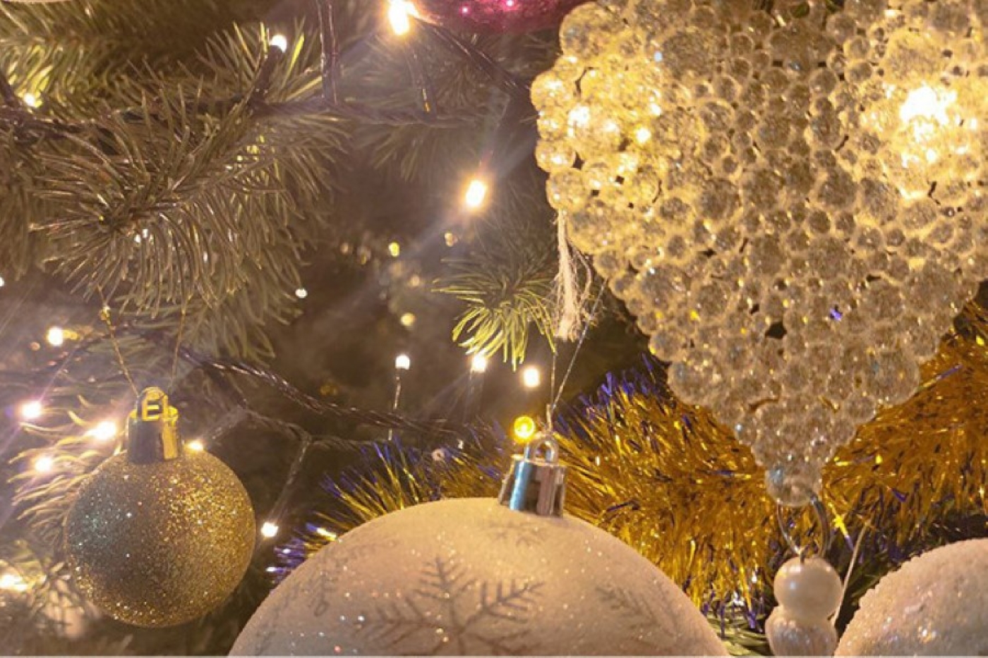 МЧС призвало при покупке гирлянд обращать внимание на сертификат соответствия