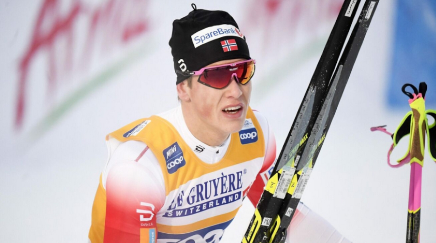 Норвежец Клэбо выиграл шесть гонок из шести на лыжном чемпионате мира