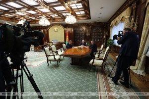 Лукашенко: сейчас наша очередь писать новые страницы белорусской истории