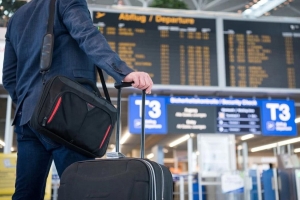 Об ограничении права граждан на выезд из Республики Беларусь