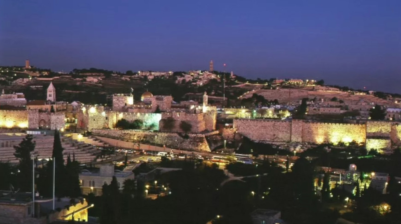 Иран направил десятки беспилотников в сторону Израиля