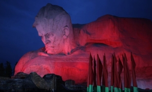 Лукашенко: сберечь мир - священный долг нынешнего поколения белорусов