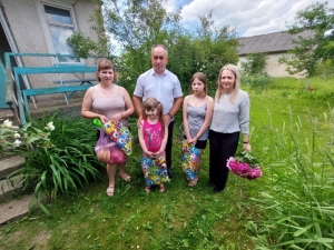 Накануне праздника – к детям с подарками