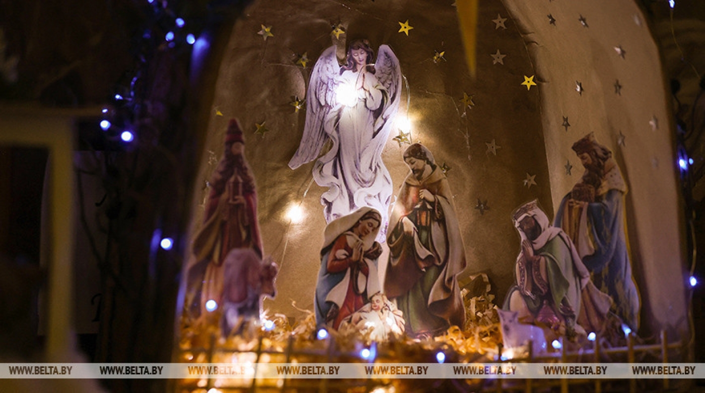 Лукашенко поздравил христиан Беларуси, празднующих Рождество Христово 25 декабря