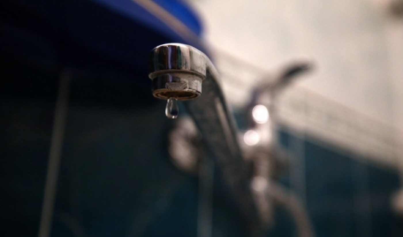 Тазики, кастрюли или… водонагреватели? Рассказываем, что белорусы выбирают в период отключения горячей воды