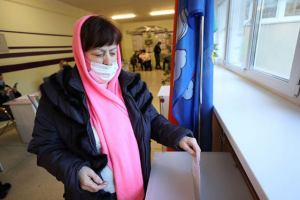 Референдум состоялся. Проголосовало почти 53% граждан