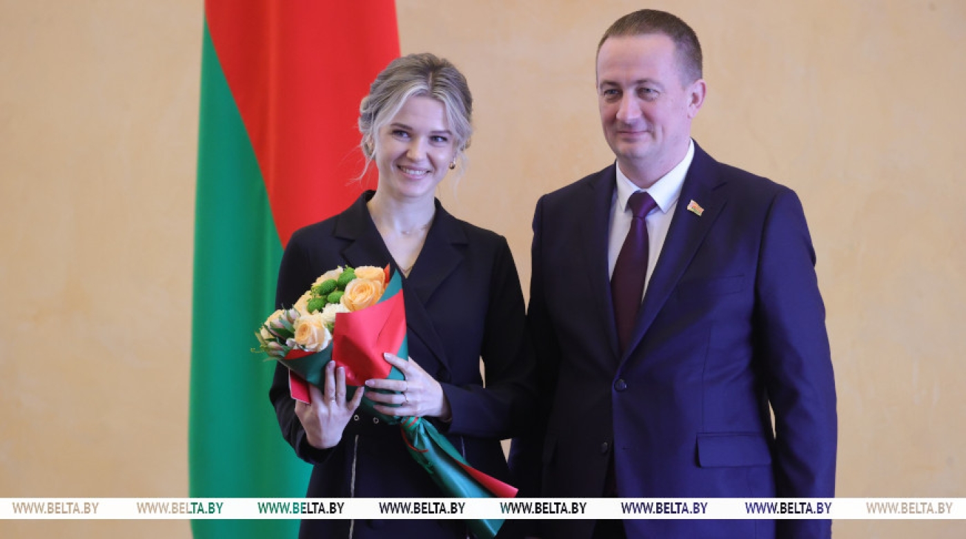 Награды самым любимым. В Минской области 45 женщин наградили орденом Матери