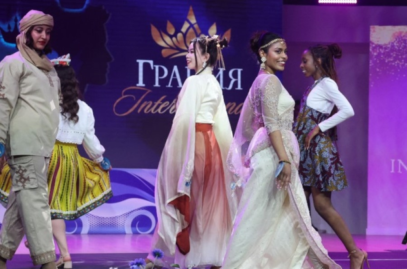 Конкурсанты с национальным колоритом. Чем удивили финалисты "Грации International"