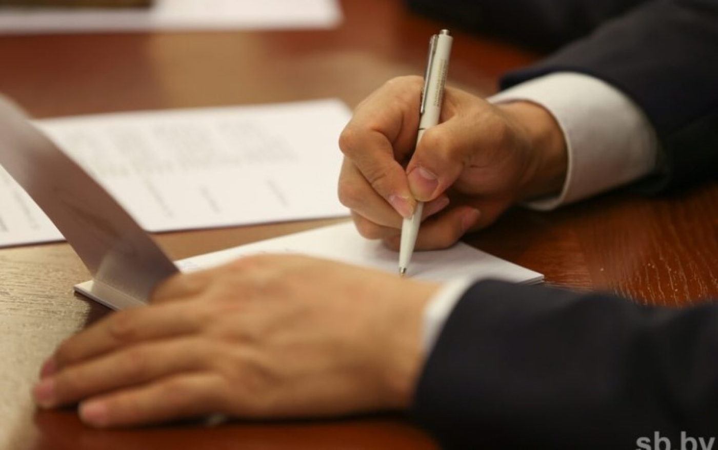 Языковой экзамен для трудовых мигрантов в Беларуси