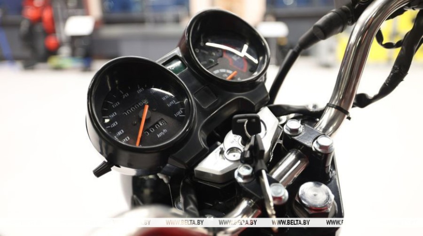 Сколько времени нужно, чтобы собрать мотоцикл? Отвечает слесарь "Мотовело"