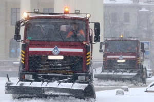 Более 200 единиц спецтехники задействовано на уборке снега в Минской области