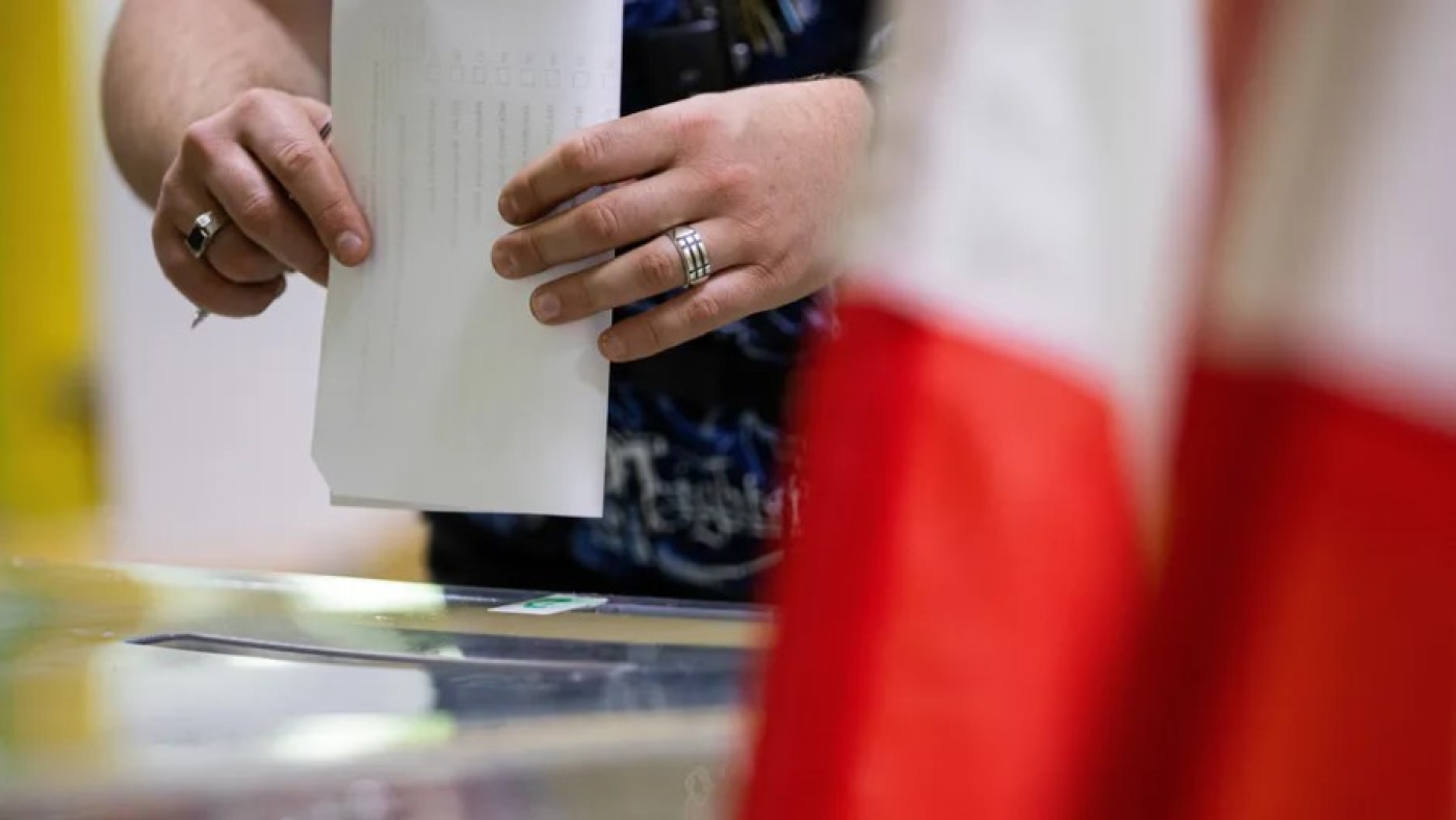 Запрет опросов, 122 нарушения режима тишины и обязательный крестик – факты о голосовании в Польше