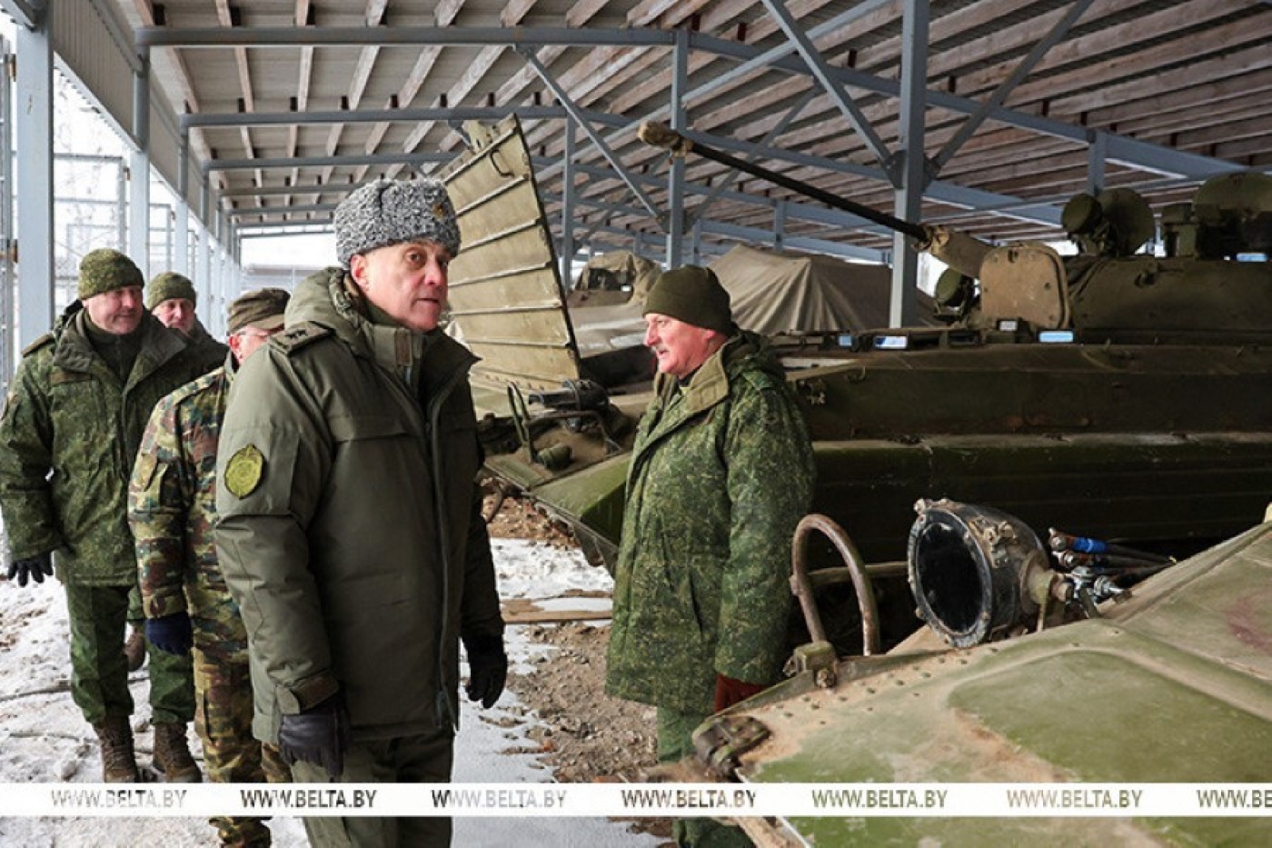 Современное вооружение и защита. Как в Беларуси модернизируют бронетехнику, рассказал Вольфович