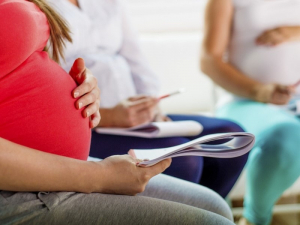 Пересчитывается ли пособие по беременности и родам в связи с увольнением?