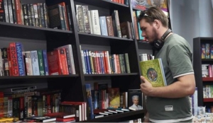 Какие книги оказались самыми популярными у белорусов, рассказали в Нацбиблиотеке