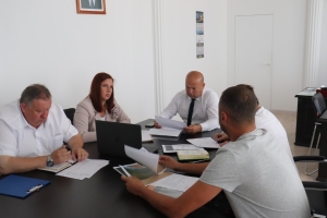 На прием к председателю райисполкома пришел 21 человек