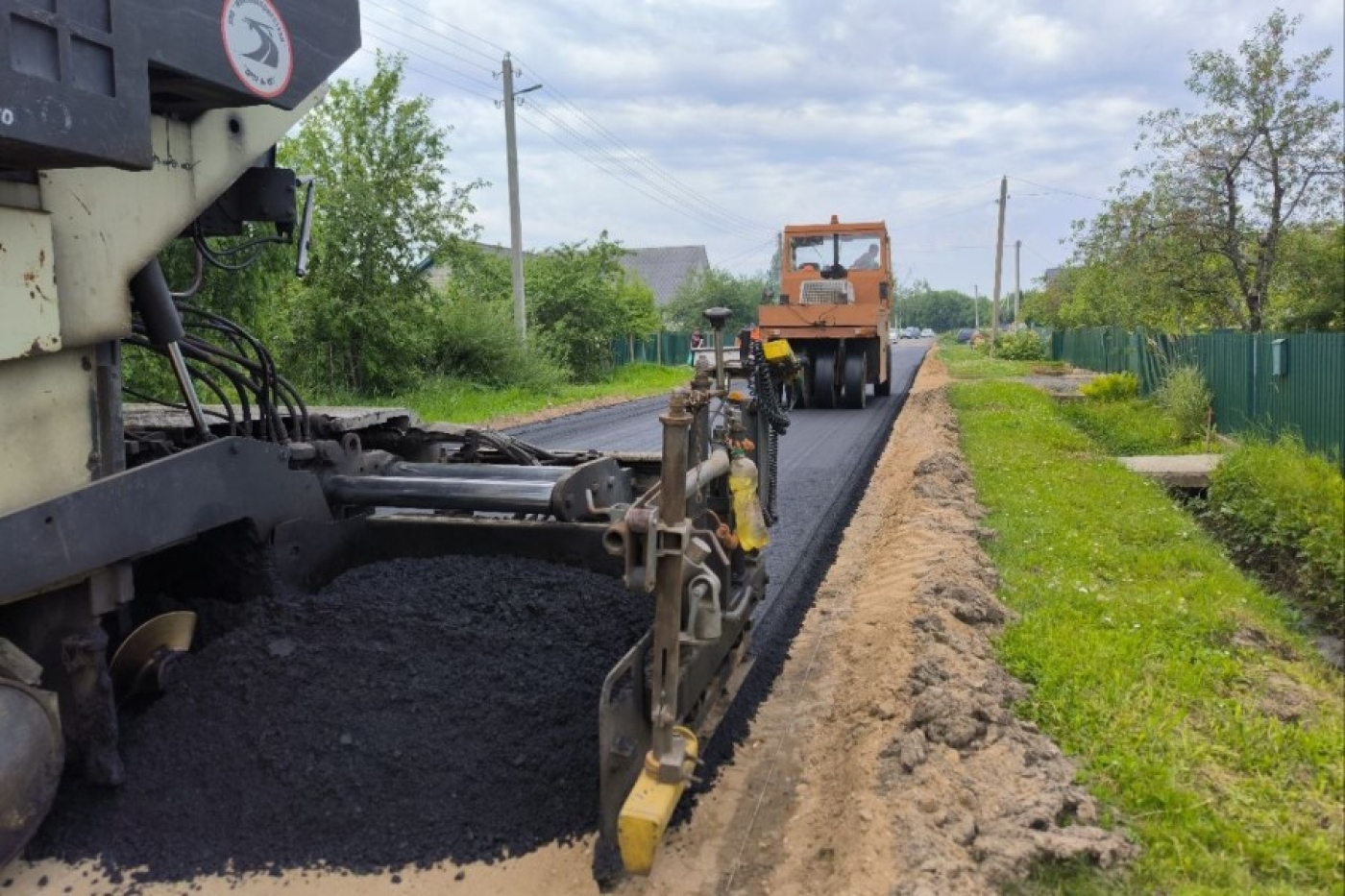 Более 830 км республиканских автомобильных дорог отремонтировали в Беларуси за полгода