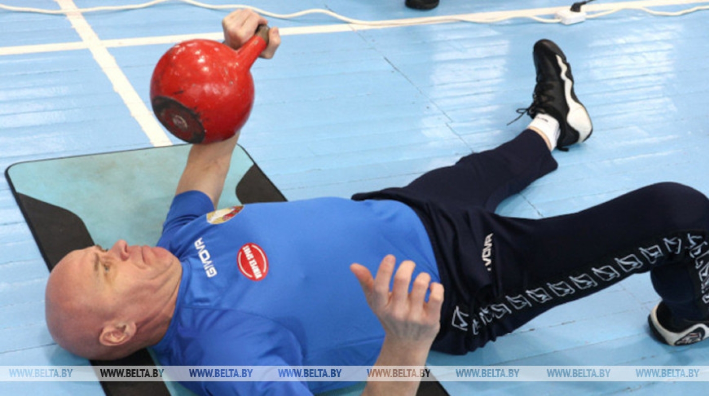 Белорусские силачи установили мировые рекорды в честь Дня Победы