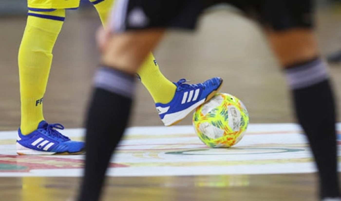 Белорусы и итальянцы лидируют в группе 2 квалификации ЧЕ по мини-футболу