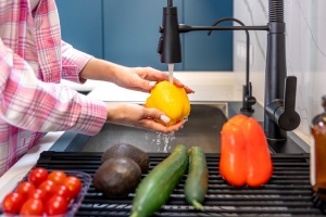 Как удалить пестициды с овощей: способ с содой за несколько минут