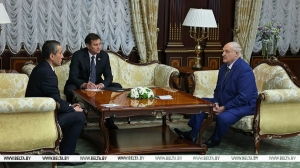 Президент уверен в возможности достижения 2 млрд долларов товарооборота между Беларусью и Узбекистаном